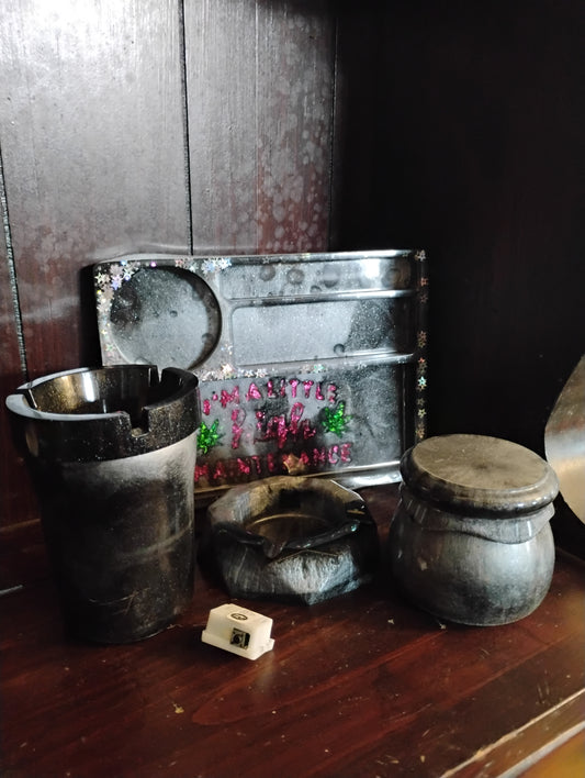 Smoking set